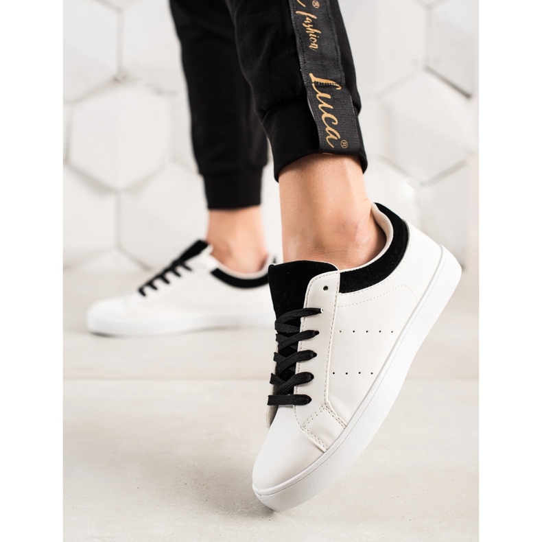 TRENDI Valkoiset urheilukengät Eco-nahalla valkoinen musta 1