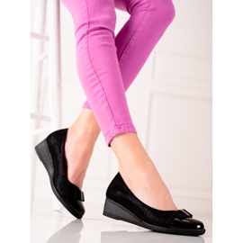 Pumput Vinceza-brokadilla musta 1