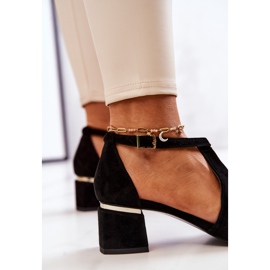 Mokkapuput kantapäässä Laura Messi 2309 musta 1