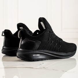 DK mustat urheilukengät 1