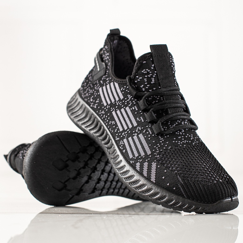 TRENDI Kevyet miesten urheilukengät musta 1