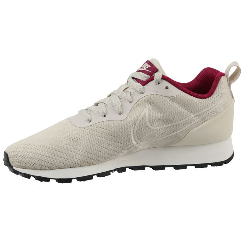 Nike Md Runner 2 Eng Mesh W 916797-100 kenkä valkoinen 1