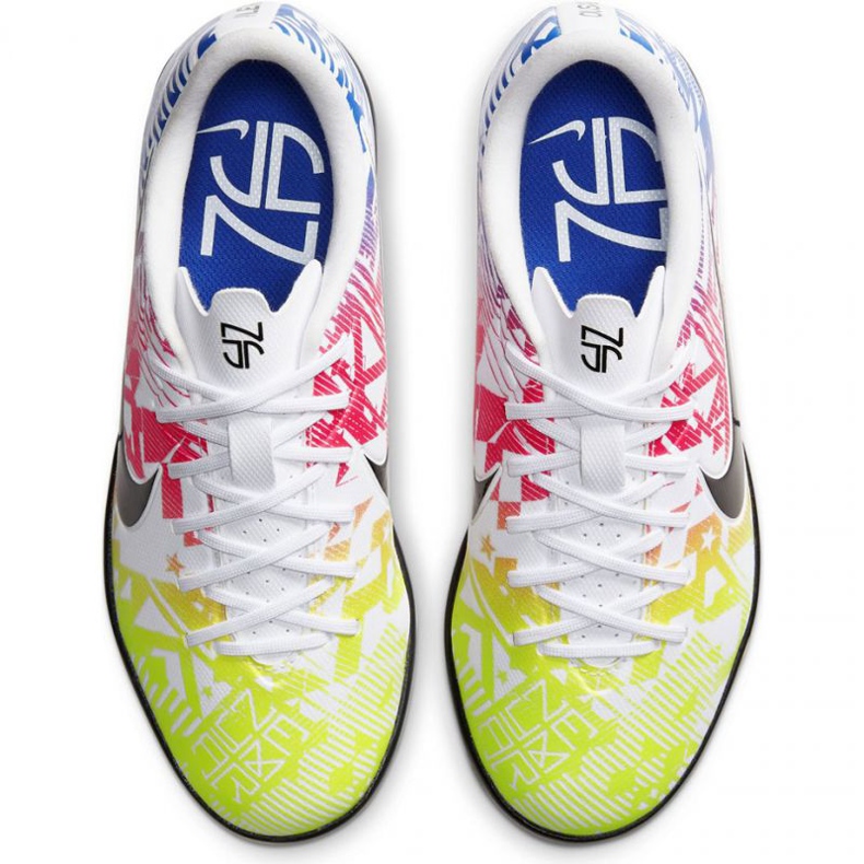 Nike Mercurial Vapor 13 Academy Njr Ic Jr AT8139 104 jalkapallokengät monivärinen monivärinen 1