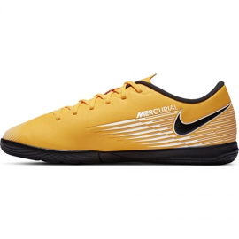 Nike Mercurial Vapor 13 Academy Ic Jr AT8137 801 jalkapallokengät keltainen keltaiset 1