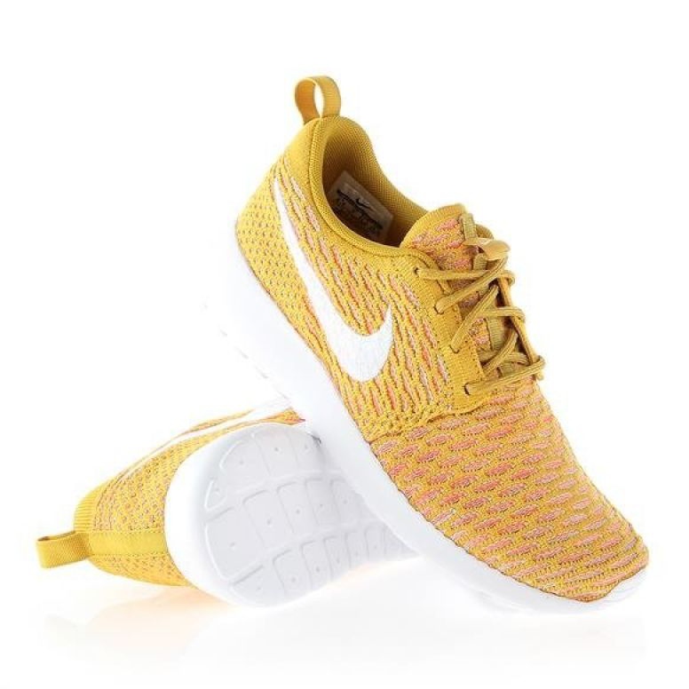 Nike Rosherun Flyknit W 704927-700 kengät oranssi 2