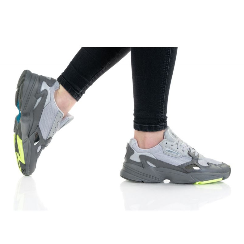 Adidas Falcon WW EE5115 kengät musta 1