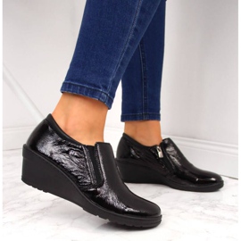 Lakatut nahkakengät Helios W 389 mustat 2