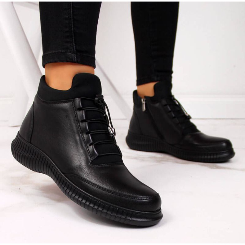 Mustat eristetyt saappaat T.Sokolski W SCA129A 2