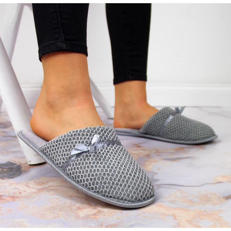 Kotitossut Uutiset W EVE331B harmaa 2