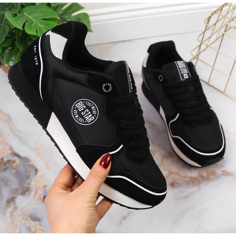 Mustat Big Star W JJ274279 urheilukengät 1