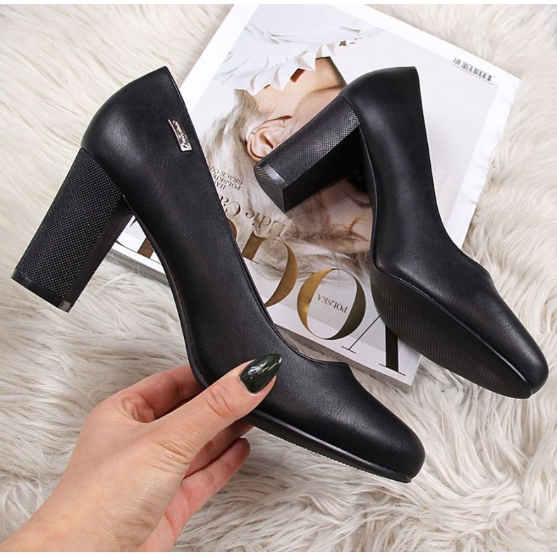 Pumput pylvään Sergio Leone W SK193A musta 1