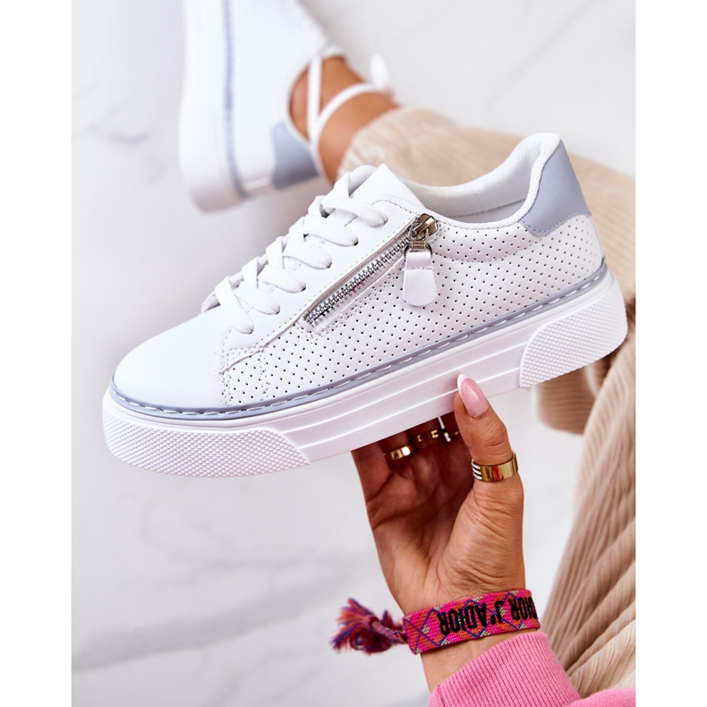 FB2 Urheilukengät valkoisella ja sinisellä Louisa-alustalla valkoinen sininen 1