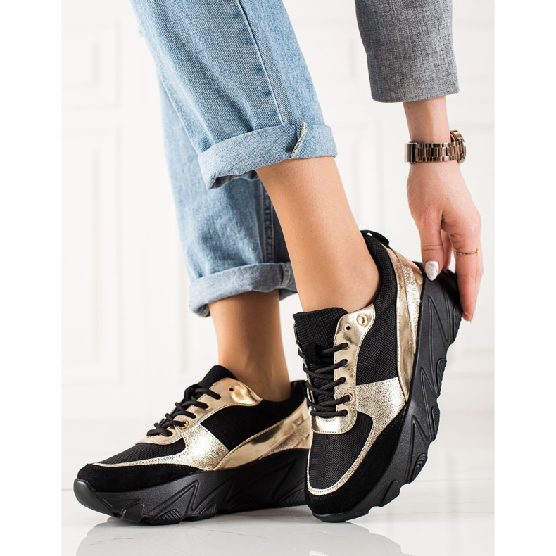 W. Potocki Potocki mustat ja kultaiset tennarit kultainen 1