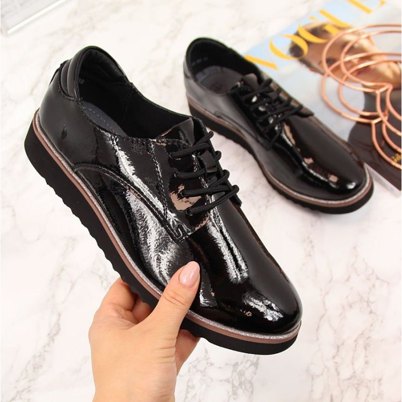 Nahkalakatut kengät Filippo W PAW174 mustat 1