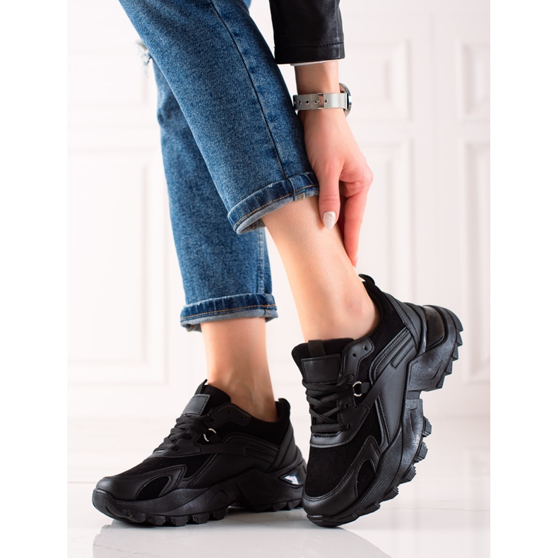 TRENDI Mustat muoti lenkkarit 1