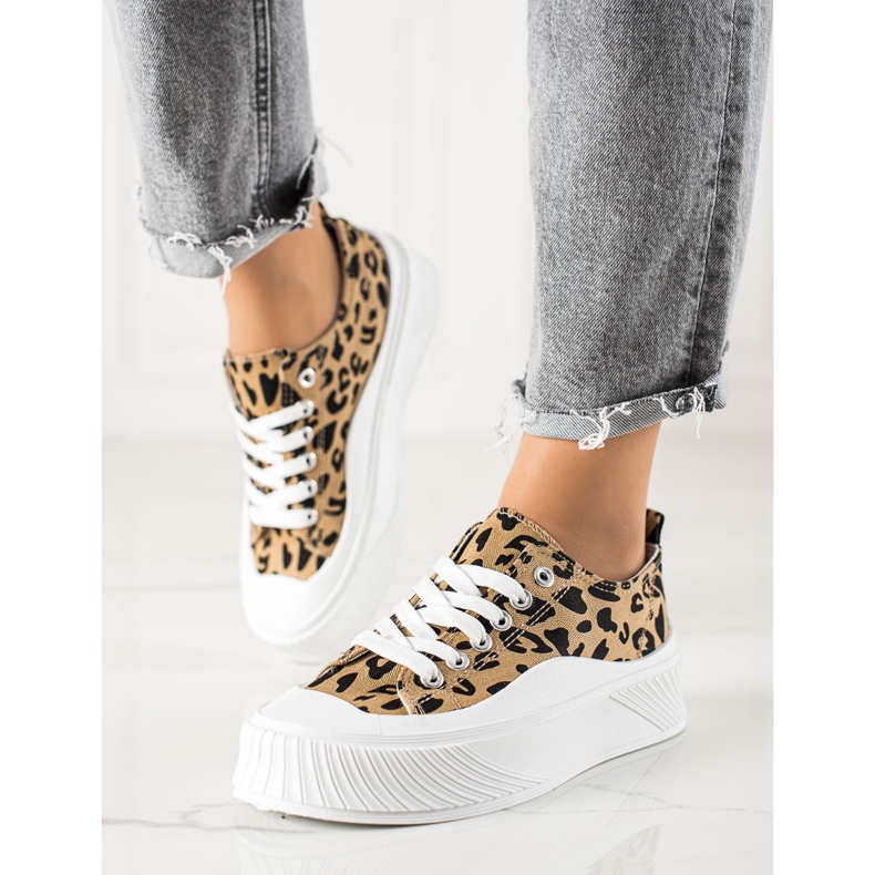 Seastar Muodikkaat tennarit leveällä alustalla beige musta 1