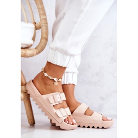 PS1 Kumitossut beige Westie -alustalla 1