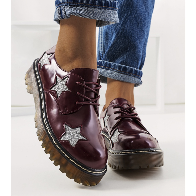 Kastanjanruskeat kengät Starl-tähdillä punainen monivärinen 1