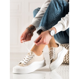 Seastar Beige tennarit alustalla 1