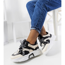 Delois naisten mustat tennarit beige 1