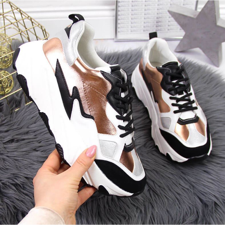 Tennarit alustalla Potocki W WOL53 valkoinen ja kulta kultainen 1