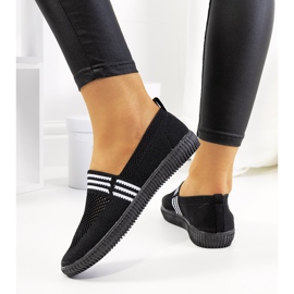 Mustat Tanya harjakattoiset lenkkarit 2