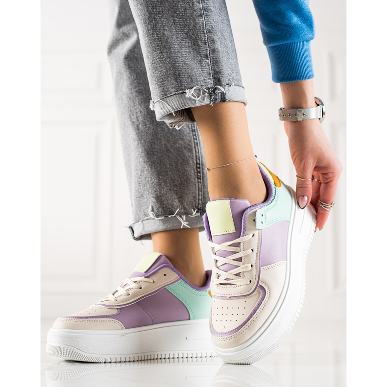 TRENDI Muodikkaat tennarit leveällä alustalla beige monivärinen 1