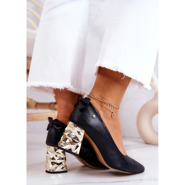 Nahkapumput baarissa Maciejka 05334-01 musta 1