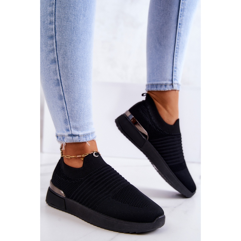 News Lorenton mustat tekstiiliurheilukengät 2