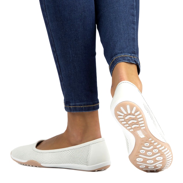 Nahkaiset harjakattoiset valkoiset ballerinat Filippo DP3681 / 22 WH valkoinen monivärinen 5