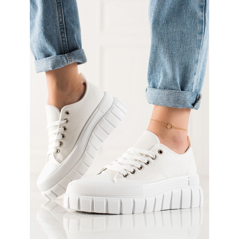 W. Potocki Tennarit Potocki-alustalla valkoinen 2