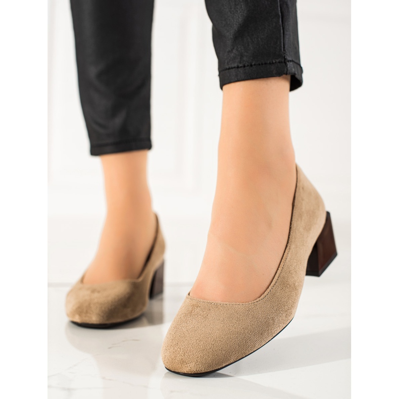 Casual -pumput Sergio Leonelta beige 1
