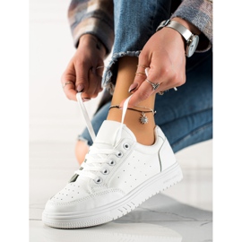 G2G/Good To Great Valkoiset urheilukengät Eco-nahalla valkoinen 1