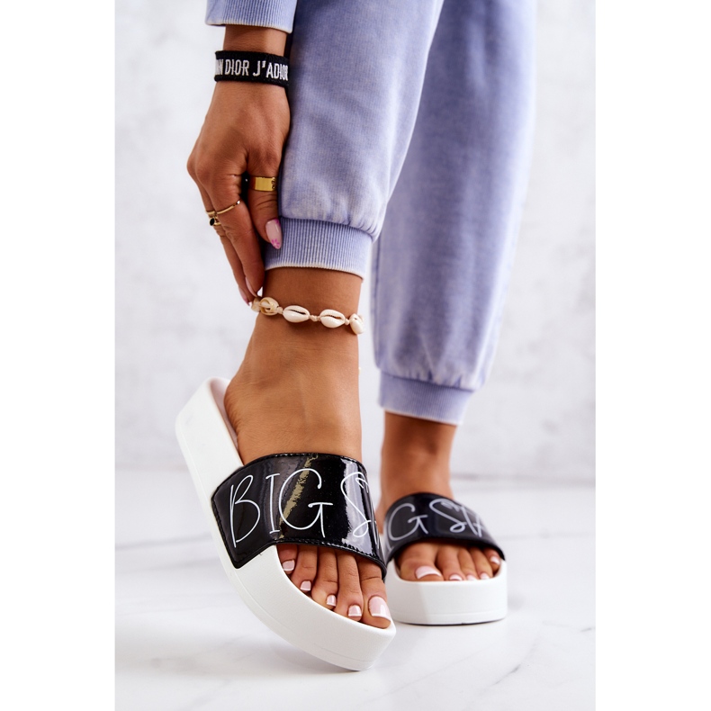 Naisten kumitossut Big Star JJ274A276 valkoinen ja musta 1