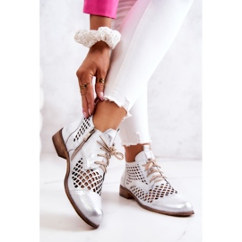 Nahkaiset harjakattoiset saappaat Nicole 2704/005 valkoinen ja hopea 2