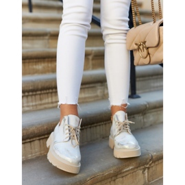 Kengät massiivisessa pohjassa Nicole 2701/004 valkoinen ja kulta beige kultainen 2