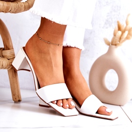 FJ1 Nahkaiset tossut kantapäässä White Netty valkoinen 2