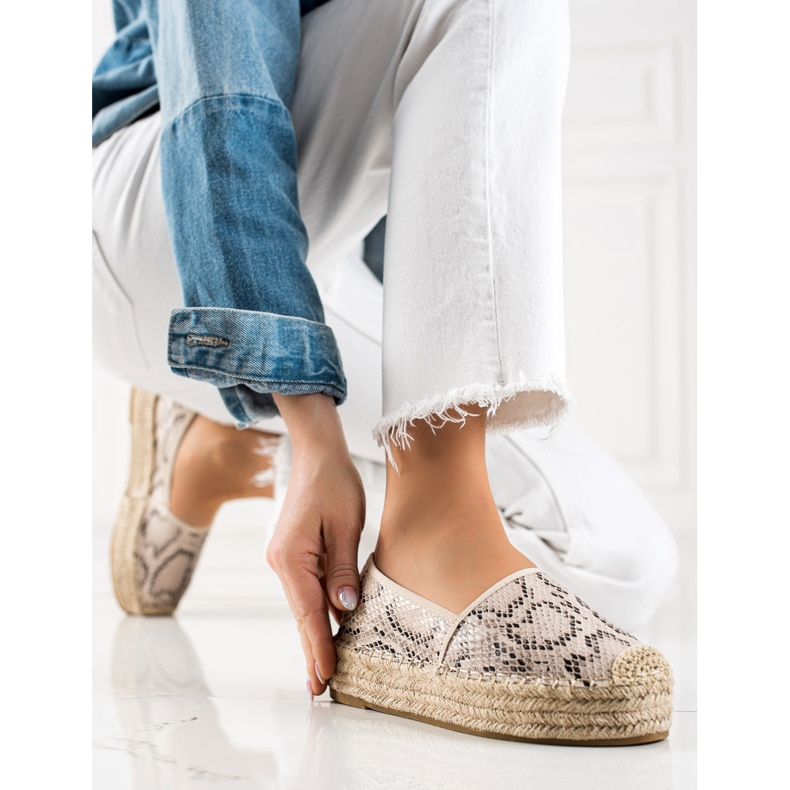 Bestelle Espadrillit käärmetulostusalustalla beige 2