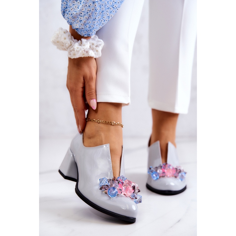 PA2 Lakatut nahkaiset sileät kengät harmaalla Delaver-koristeella 1