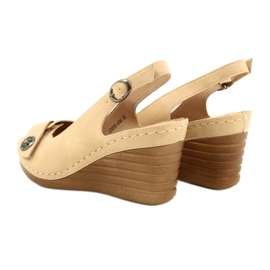 Naisten kiilan sandaalit, joissa on sisustus Evento 22SD98-4544 BEIGE 4