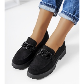 Mustat kengät paksussa Nelis-pohjassa 1