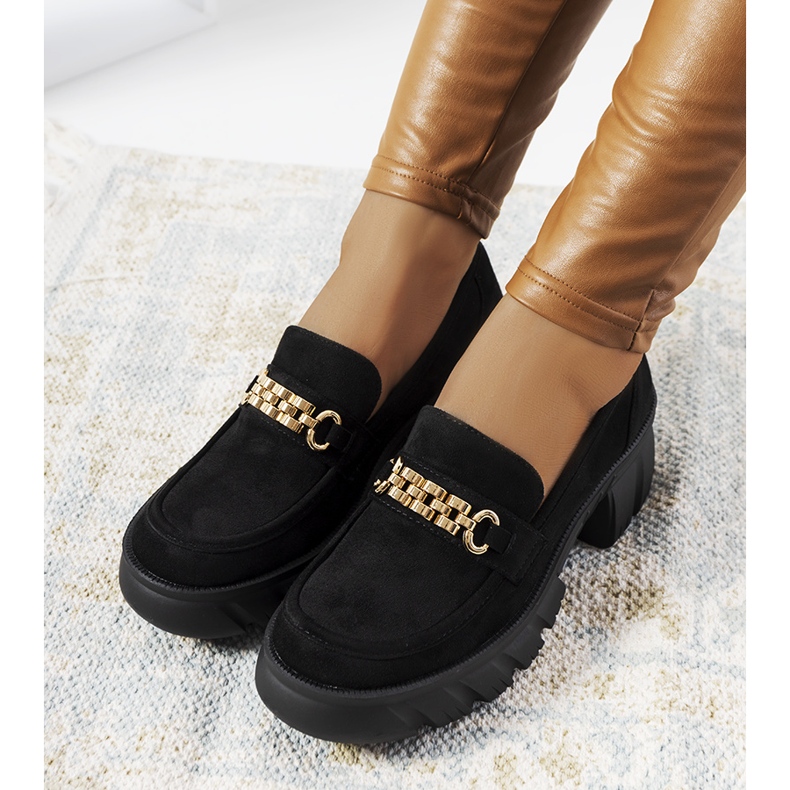 Mustat loaferit paksulla Jeri-pohjalla 1