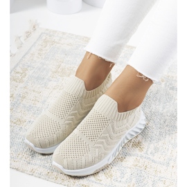 Alexandrin beigenväriset urheilulenkkarit 1