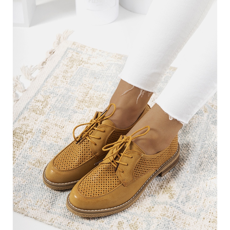 Edda ruskeat harjakattoiset oxfordit 1