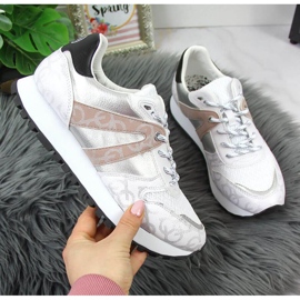 Bugatti W JJ253100 valkoiset lenkkarit valkoinen 1