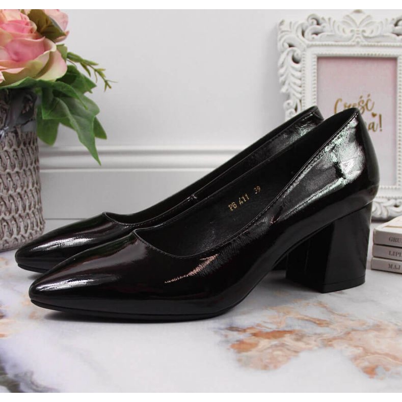 Pumput Serio Leone W SK358C pylväässä musta 2