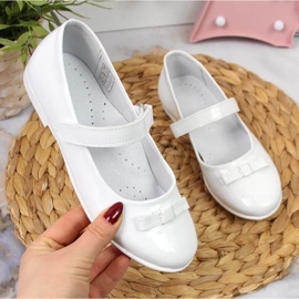 Ehtoollisbaleriinat tarranauhalla Kornecki Jr KOR6493C valkoinen 1