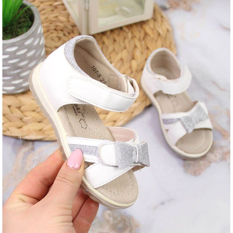 BM Velcro sandaalit S. Barski Jr OLI151A valkoinen 1