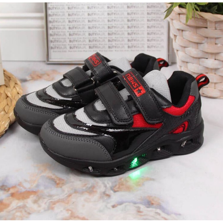 Kengät kiiltävä pohja News Jr EVE348 musta 2