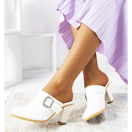 Valkoiset Gralow-korkokengät valkoinen 1